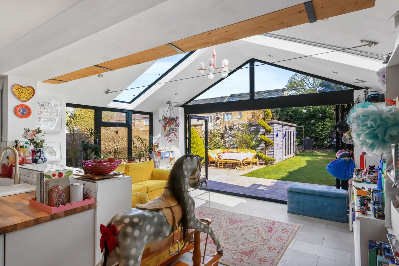 Cleeve View Road, Cheltenham, GL52, photo 4