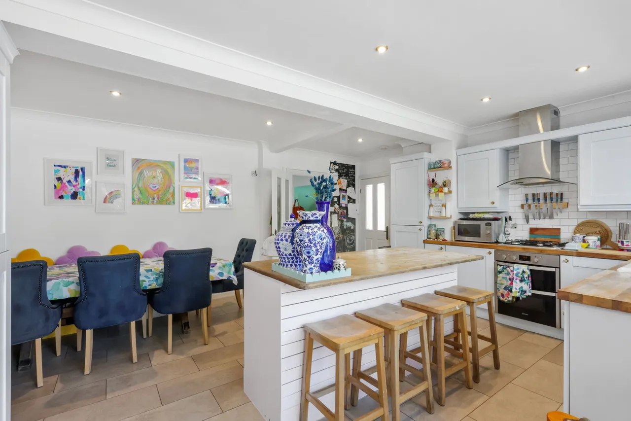 Cleeve View Road, Cheltenham, GL52, photo 9
