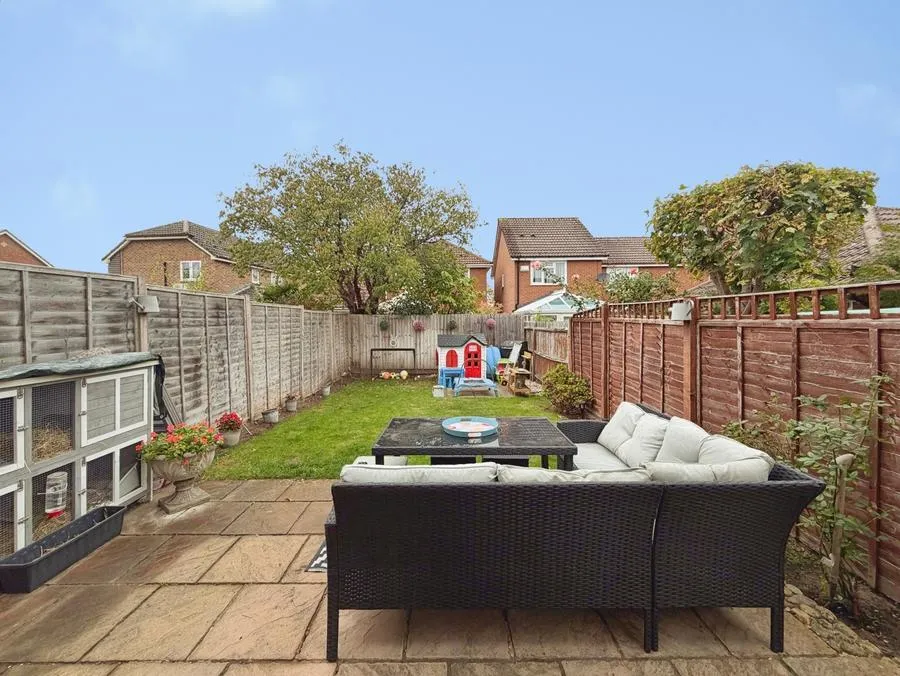 Culvercroft, Binfield, RG42, photo 4