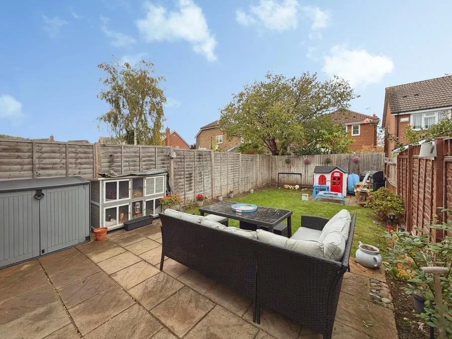 Culvercroft, Binfield, RG42, photo 11
