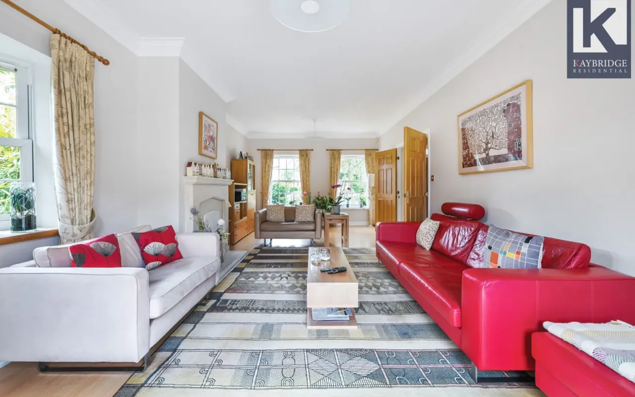 Mckenzie Way, Epsom, KT19, photo 3