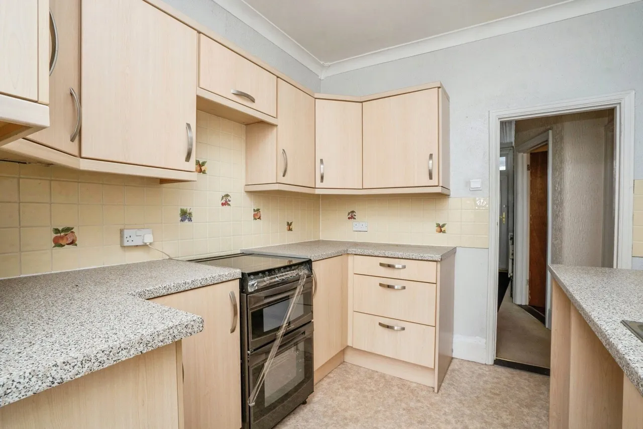 Mayfield Road, Portsmouth, PO2, photo 7