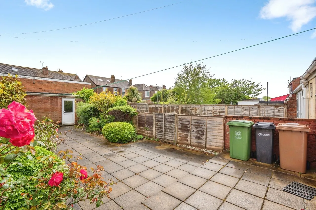 Mayfield Road, Portsmouth, PO2, photo 10