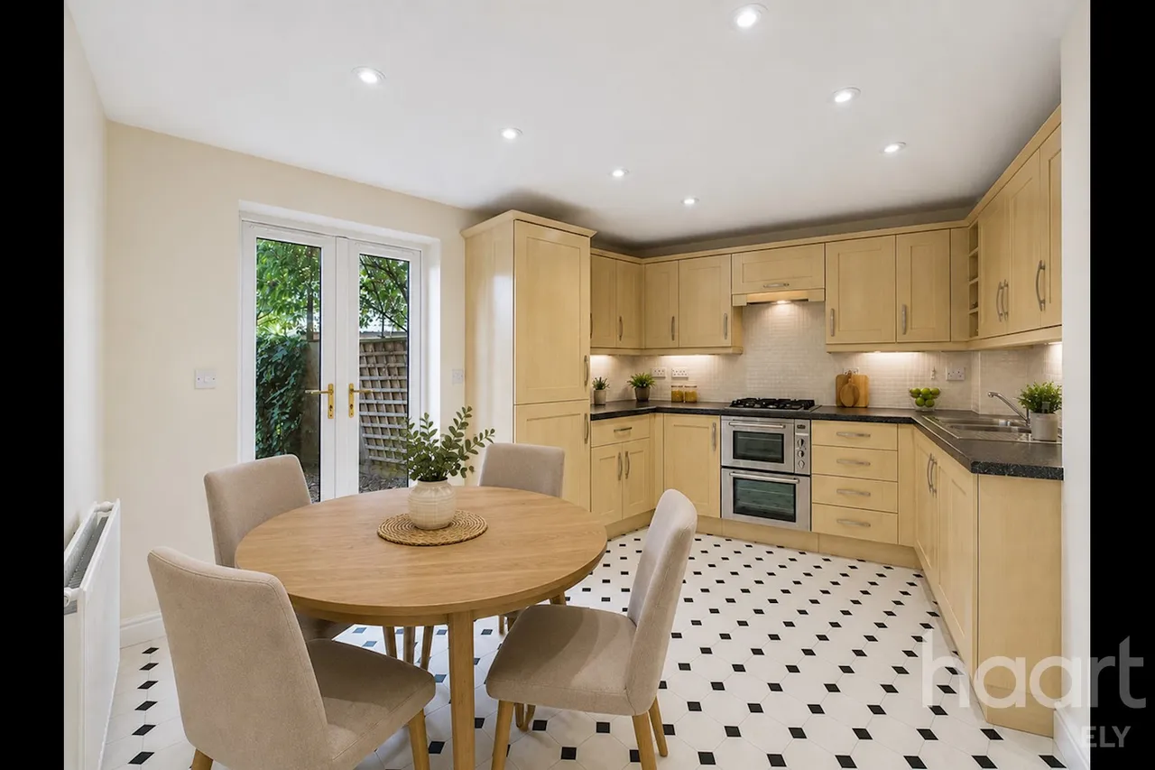 Welland Place, Ely, CB6, photo 2