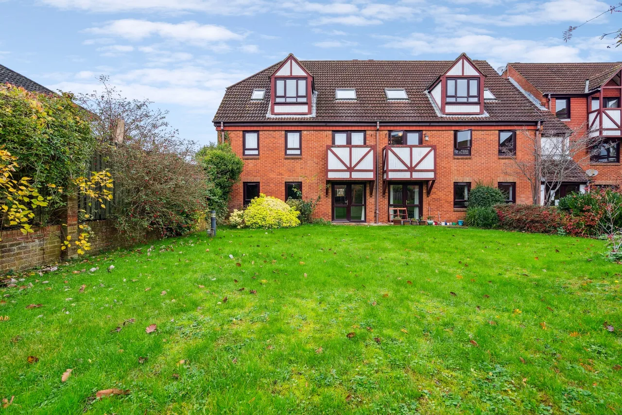2 bed property for sale, Amersham, HP6