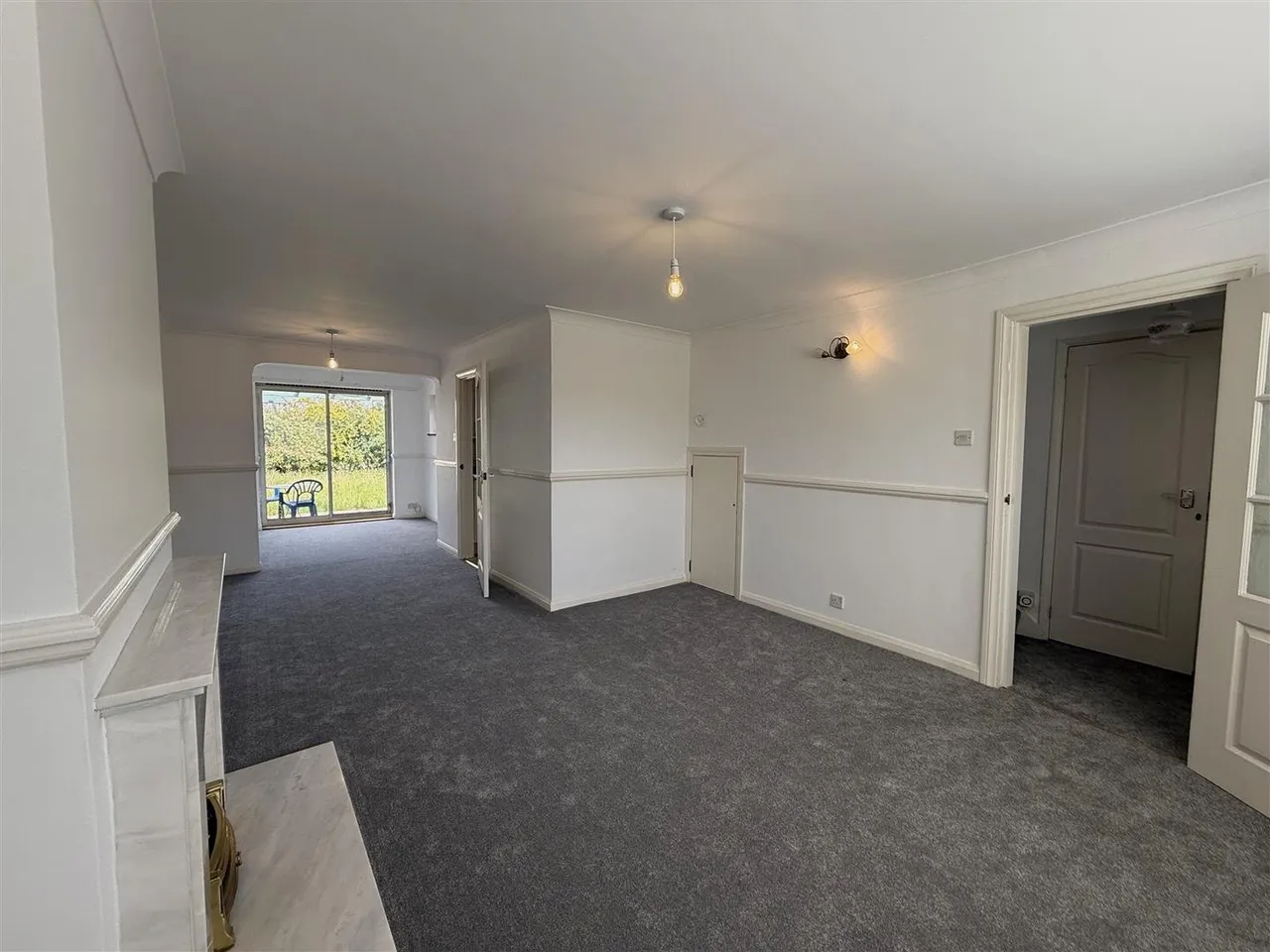 Poplar Crescent, Epsom, KT19 9ER, photo 8