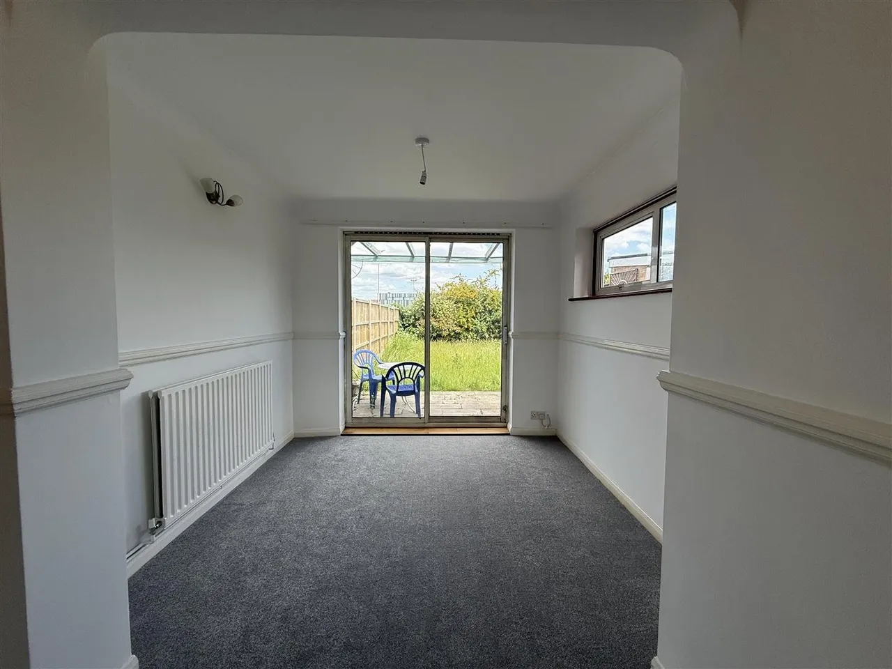 Poplar Crescent, Epsom, KT19 9ER, photo 9
