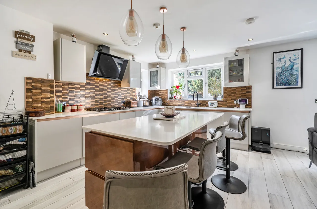Shildon Close, Camberley, GU15, photo 3