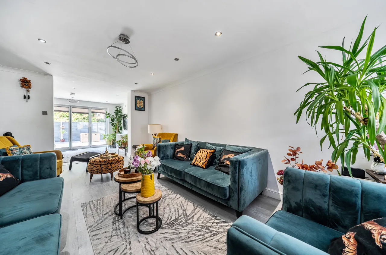 Shildon Close, Camberley, GU15, photo 4