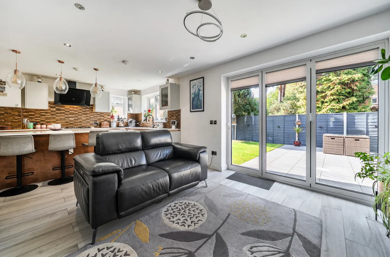 Shildon Close, Camberley, GU15, photo 11