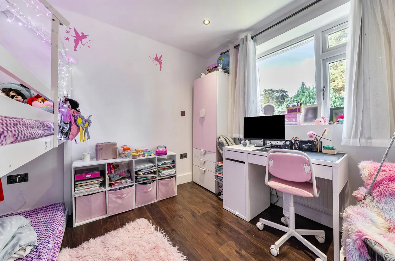 Shildon Close, Camberley, GU15, photo 15