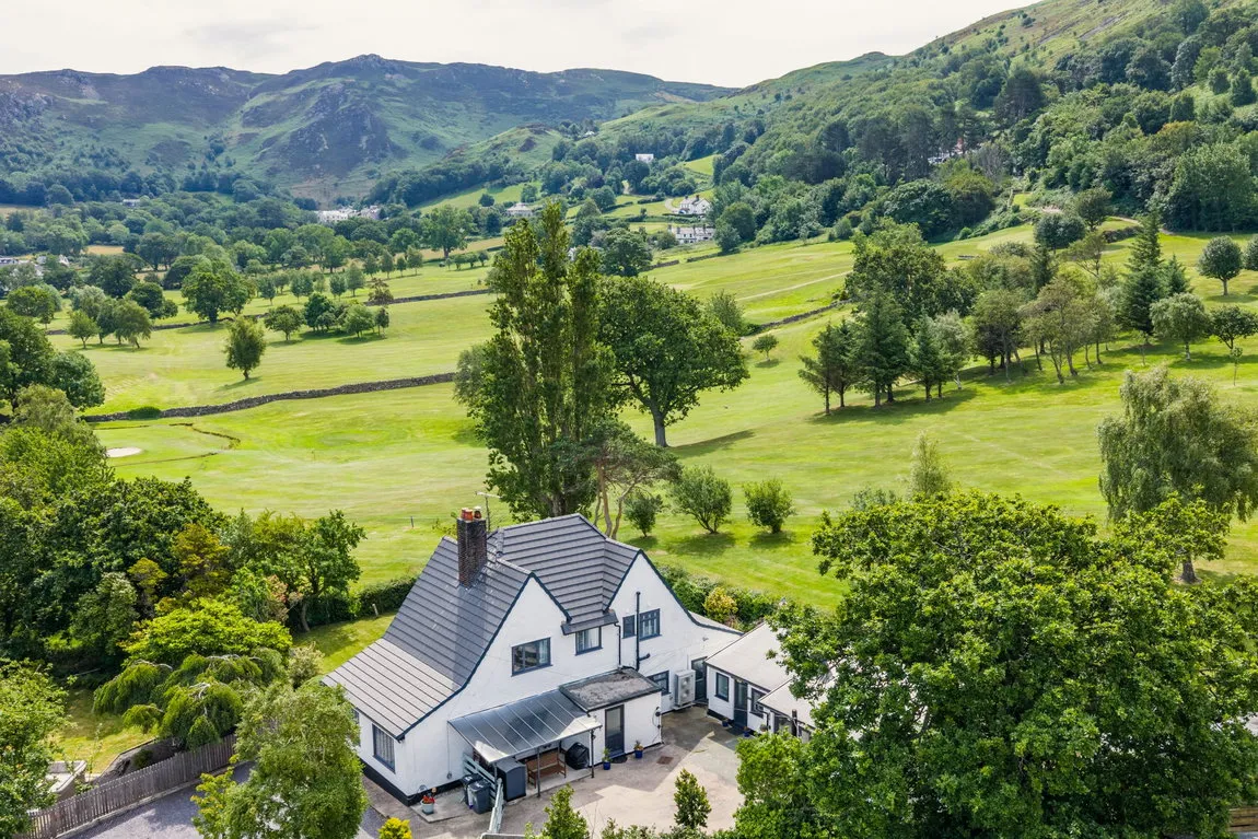 5 bed house for sale — Treforris Road, Dwygyfylchi, Penmaenmawr, LL34 6RH