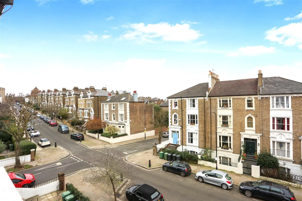 Dartmouth Park Road, London, photo 8