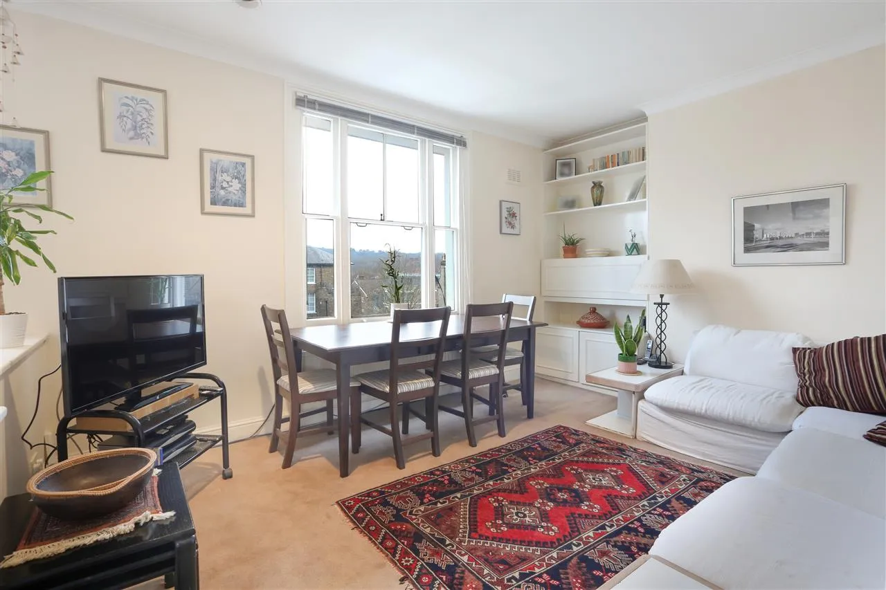 Dartmouth Park Road, London, photo 2