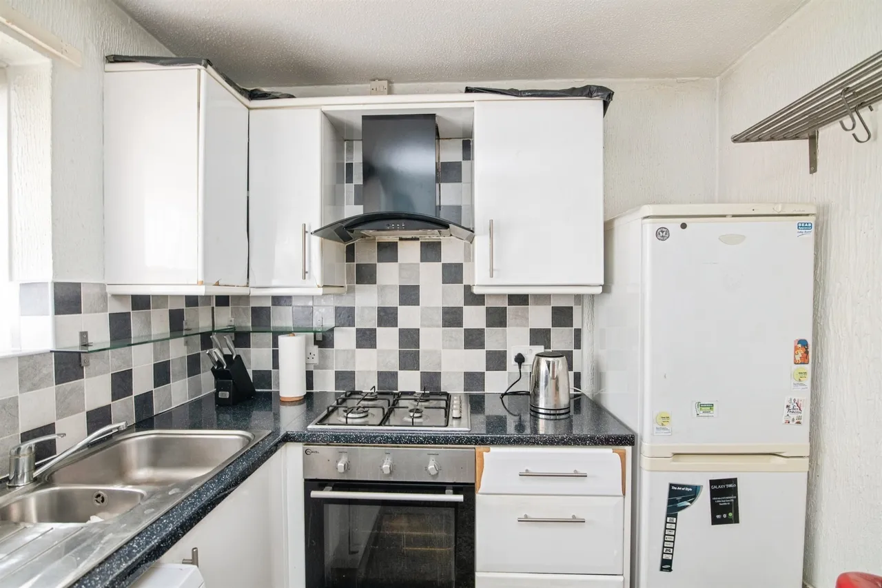 St Johns Road, Tipton, DY4, photo 7