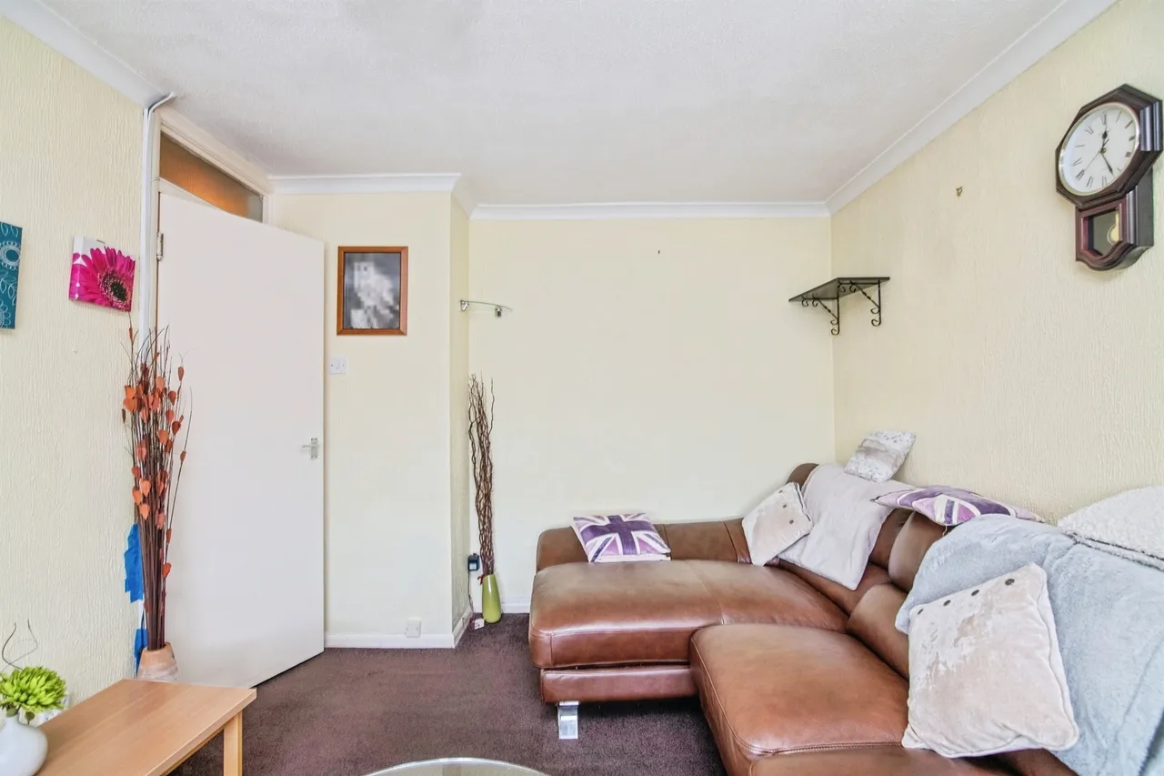 St Johns Road, Tipton, DY4, photo 5