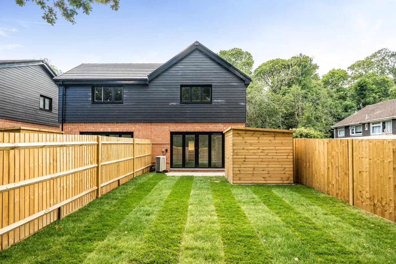 Malthouse Court, Langdown Lawn, SO45, photo 7