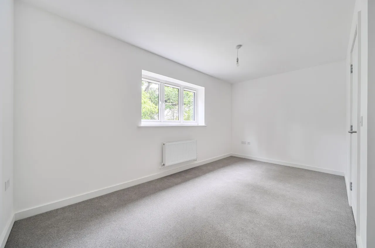 Malthouse Court, Langdown Lawn, SO45, photo 12