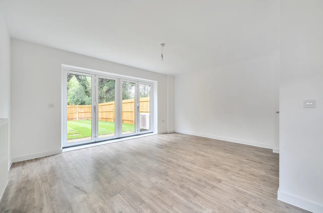 Malthouse Court, Langdown Lawn, SO45, photo 4