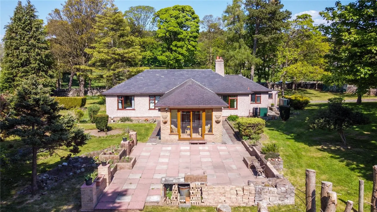 Monastery Road, Pantasaph, Holywell, Flintshire, CH8 8PN, photo 25