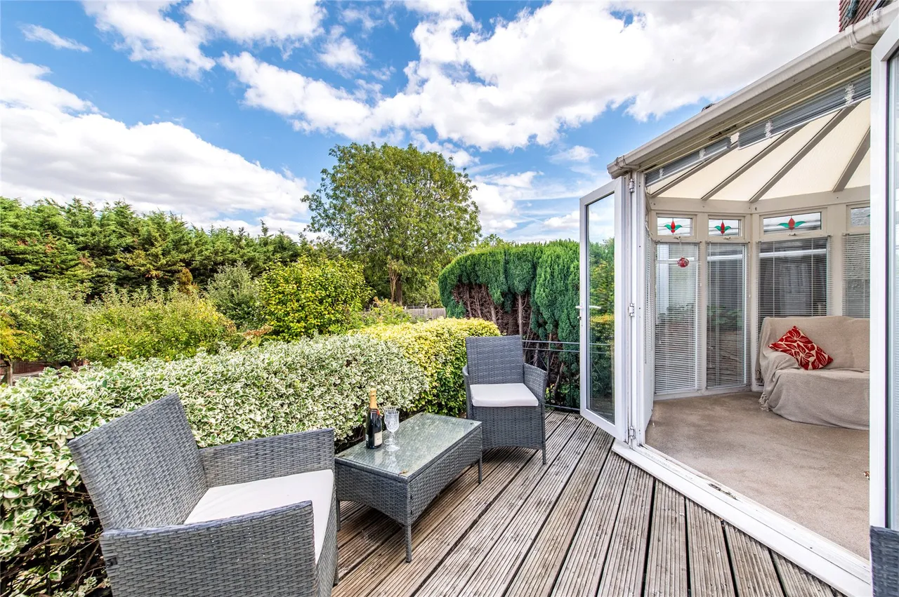 Pine Avenue, Gravesend, DA12, photo 28