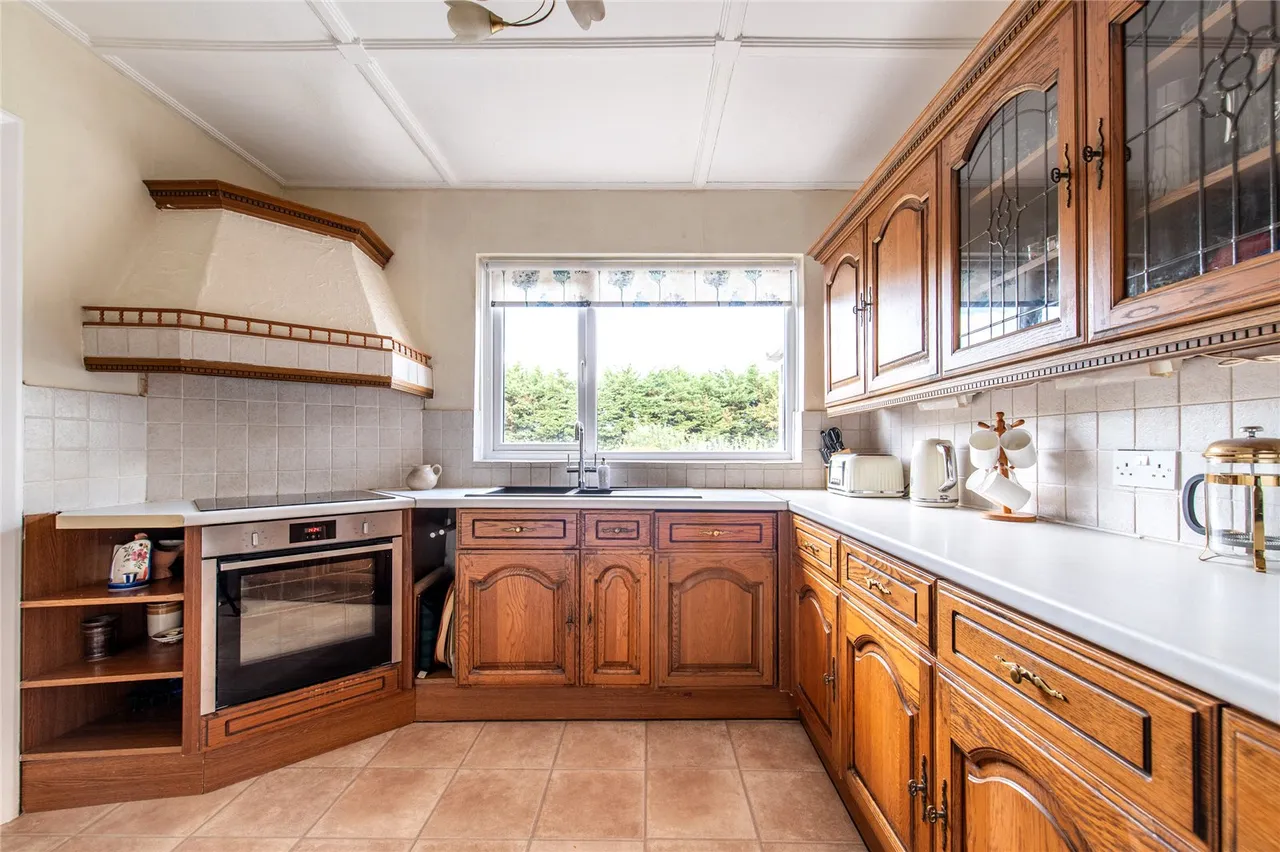 Pine Avenue, Gravesend, DA12, photo 19
