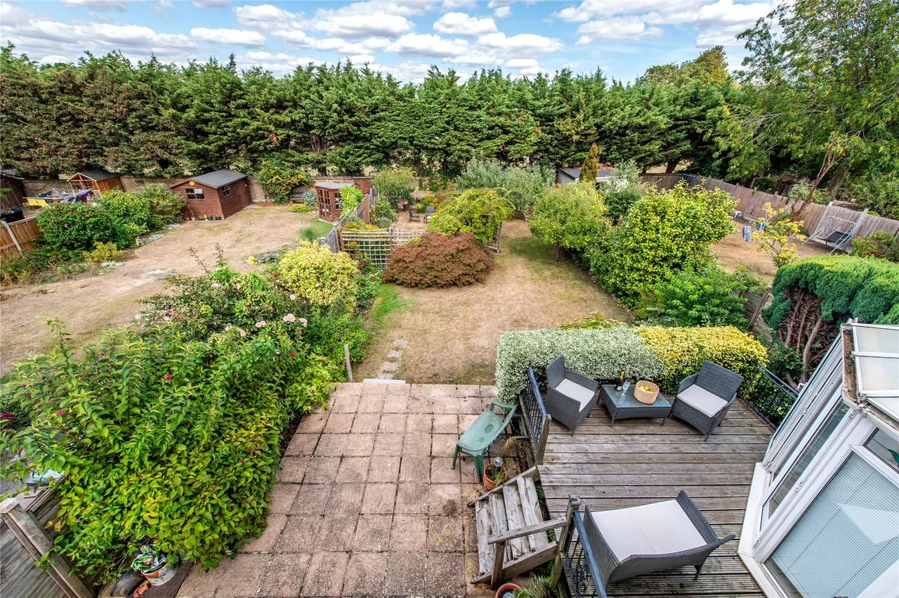 Pine Avenue, Gravesend, DA12, photo 13