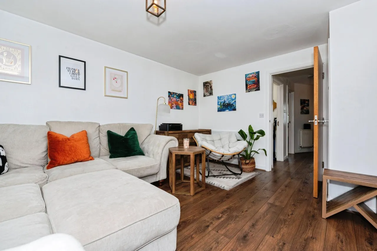 Crossfield Walk, Snodland, ME6, photo 10