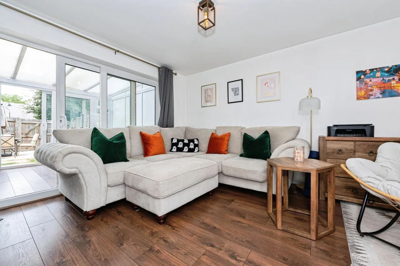 Crossfield Walk, Snodland, ME6, photo 9