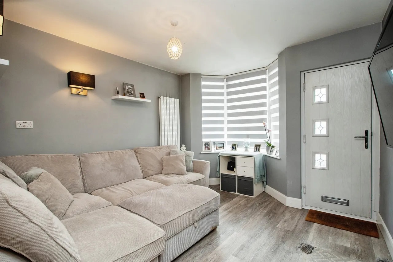 Liverpool Road, Watford, WD18, photo 2
