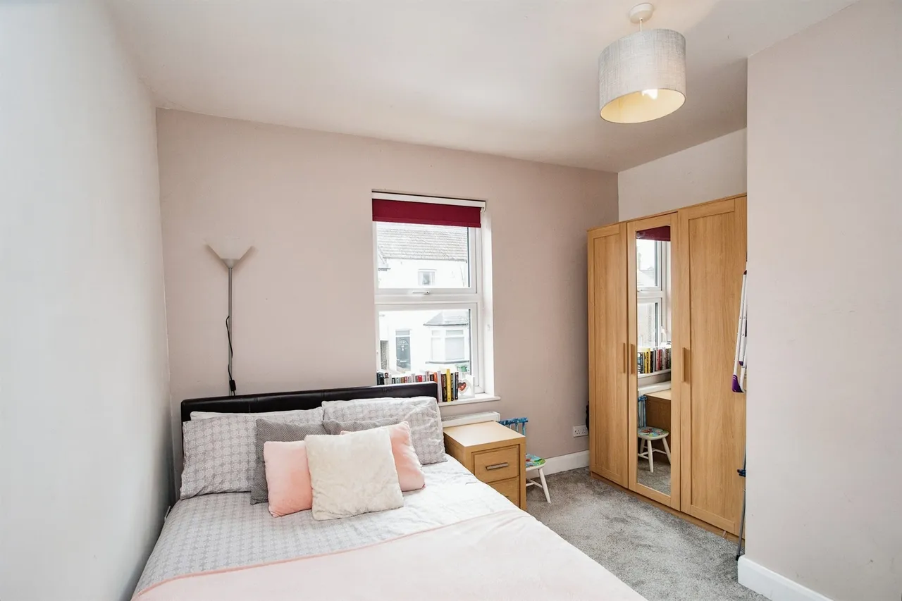 Liverpool Road, Watford, WD18, photo 10