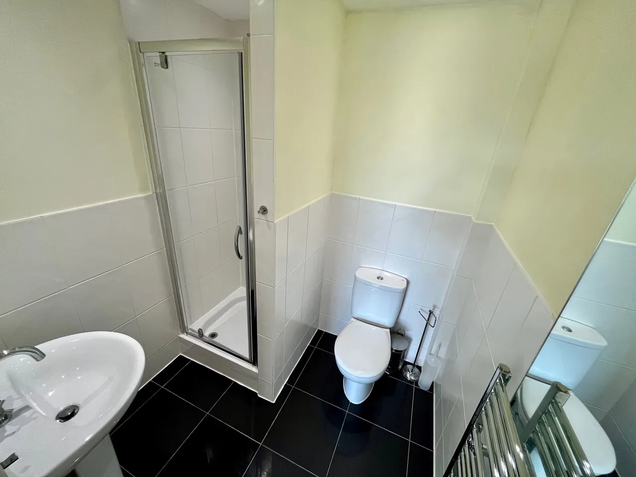 Clarendon Avenue, CV32, photo 7
