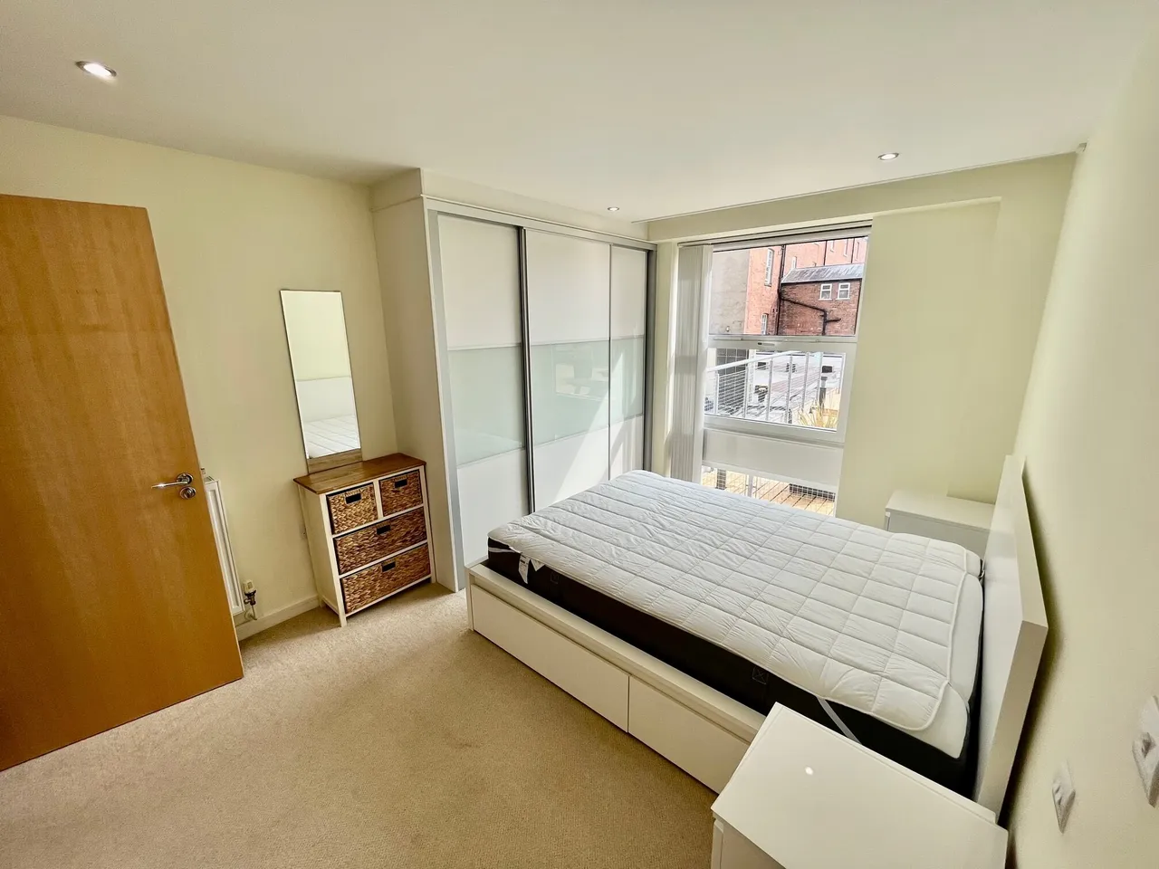 Clarendon Avenue, CV32, photo 5