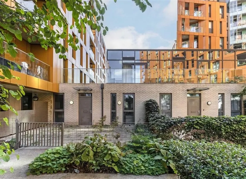 3 bed flat to rent — Telegraph Avenue, Greenwich, SE10
