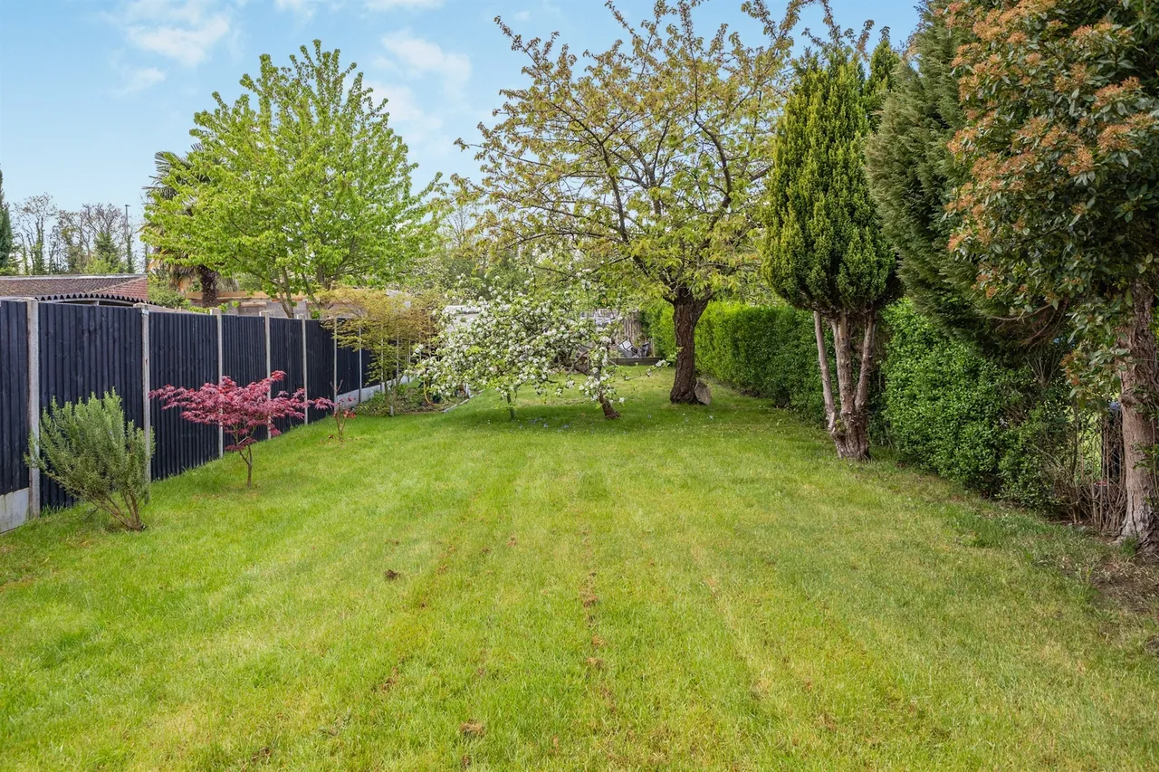 Milton Road, Earley, RG6, photo 20