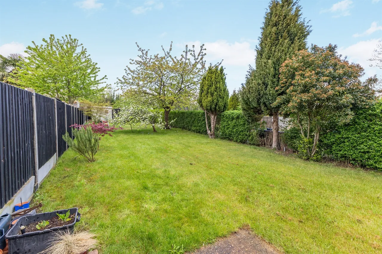 Milton Road, Earley, RG6, photo 23