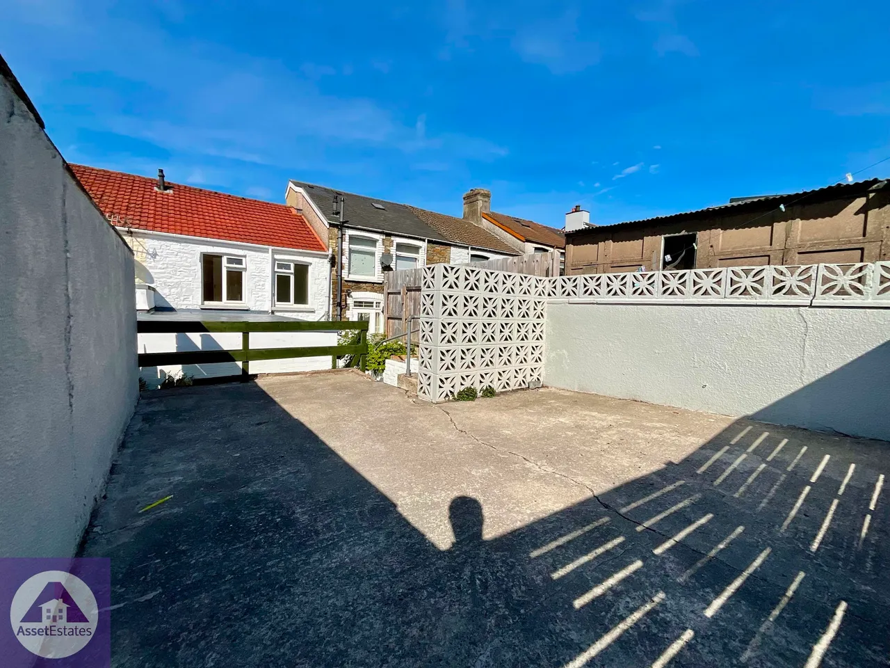 Bryngwyn Road, Six Bells, photo 21