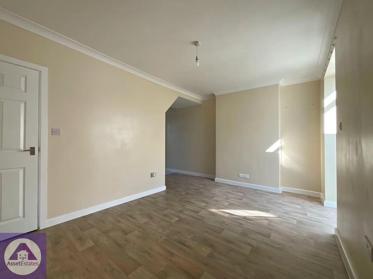 Bryngwyn Road, Six Bells, photo 6