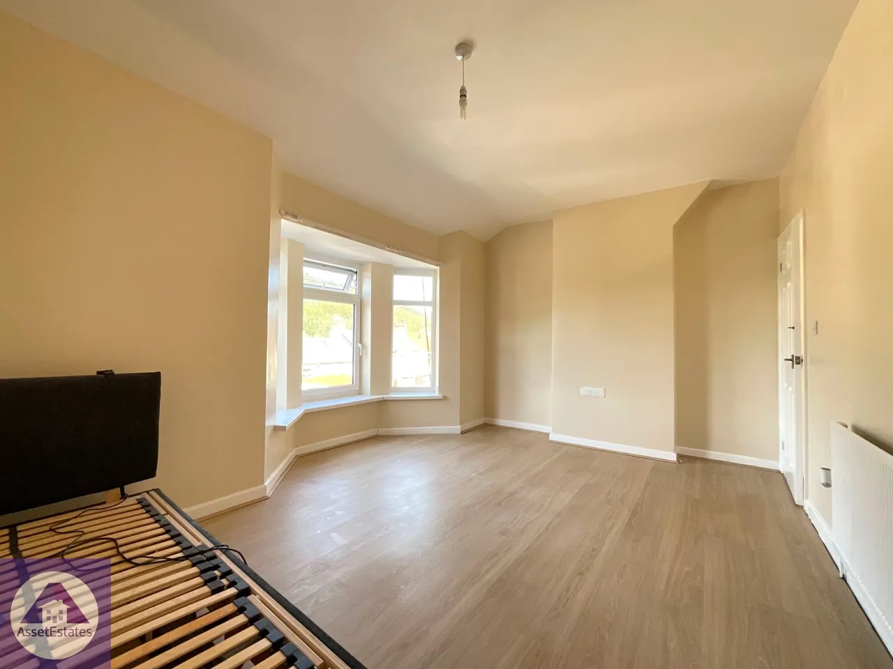 Bryngwyn Road, Six Bells, photo 11