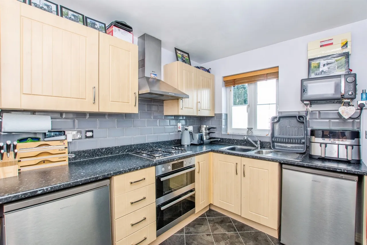 Jessop Court, Kirton, PE20, photo 5