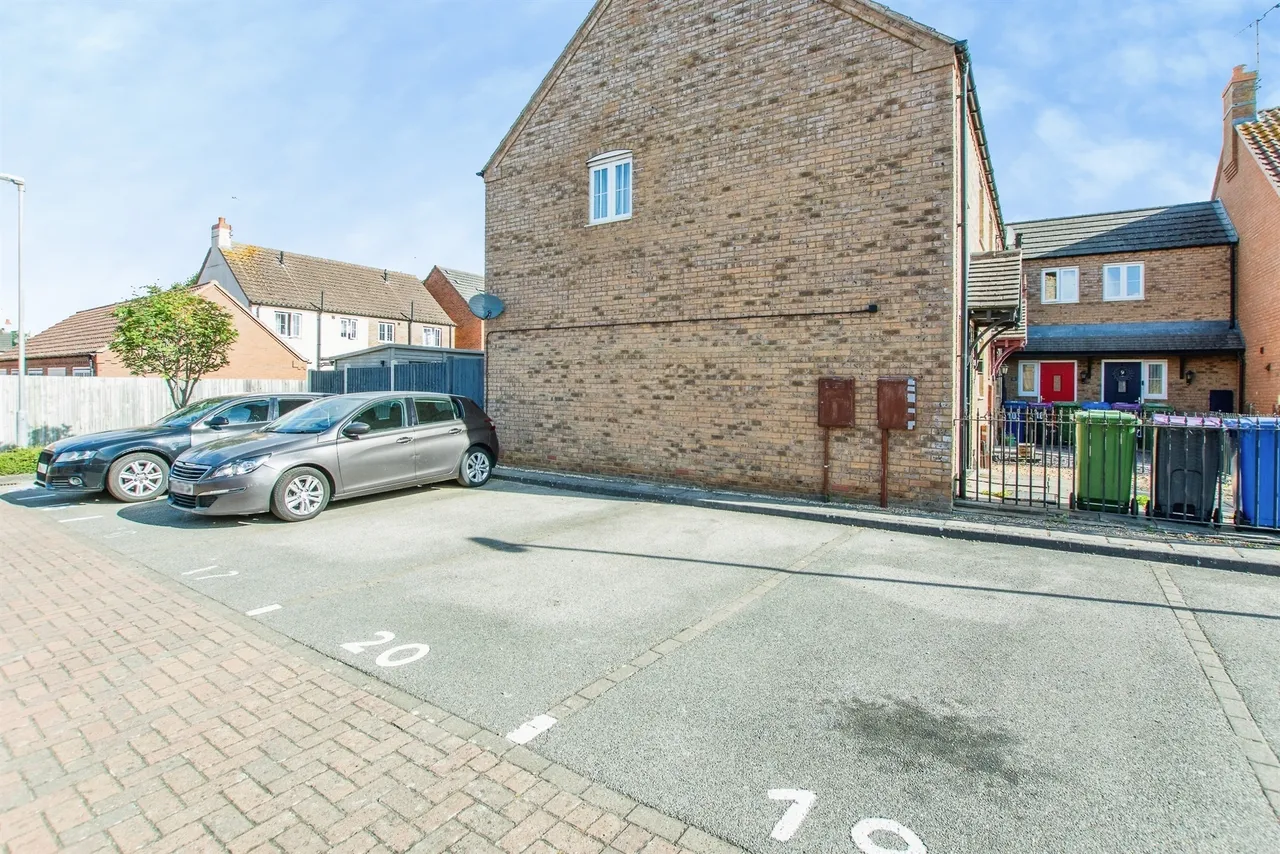 Jessop Court, Kirton, PE20, photo 14