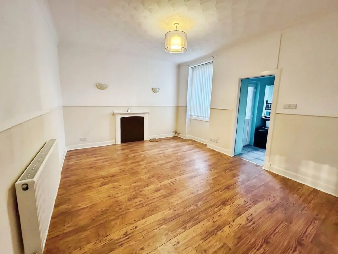 Glasgow Road, Wishaw, ML2, photo 2