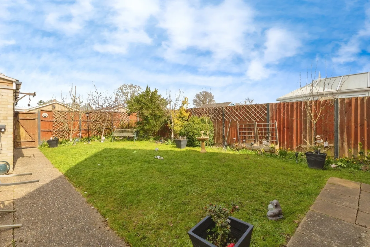 Ashtree Road, Watton, Thetford, Norfolk, IP25, photo 4