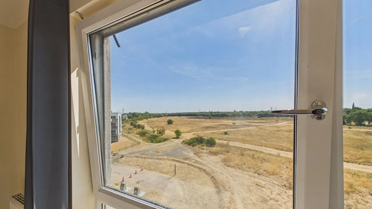 Hammonds Drive, Fengate, Peterborough, PE1, photo 7