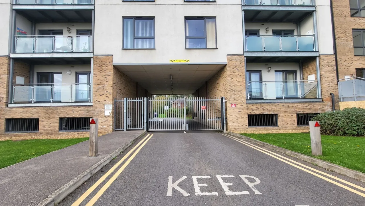 Hammonds Drive, Fengate, Peterborough, PE1, photo 16