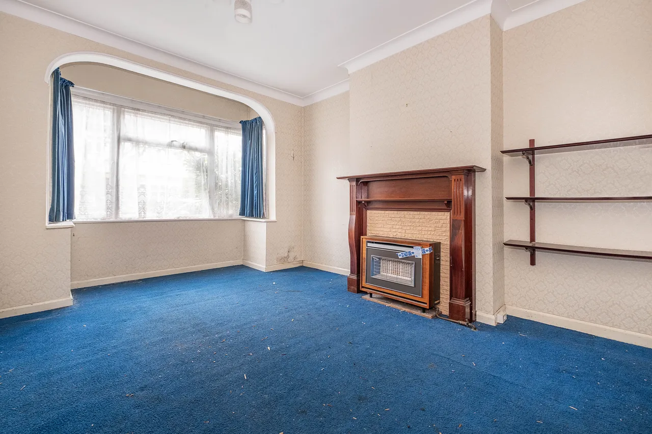 Cambridge Crescent, Teddington, TW11, photo 2