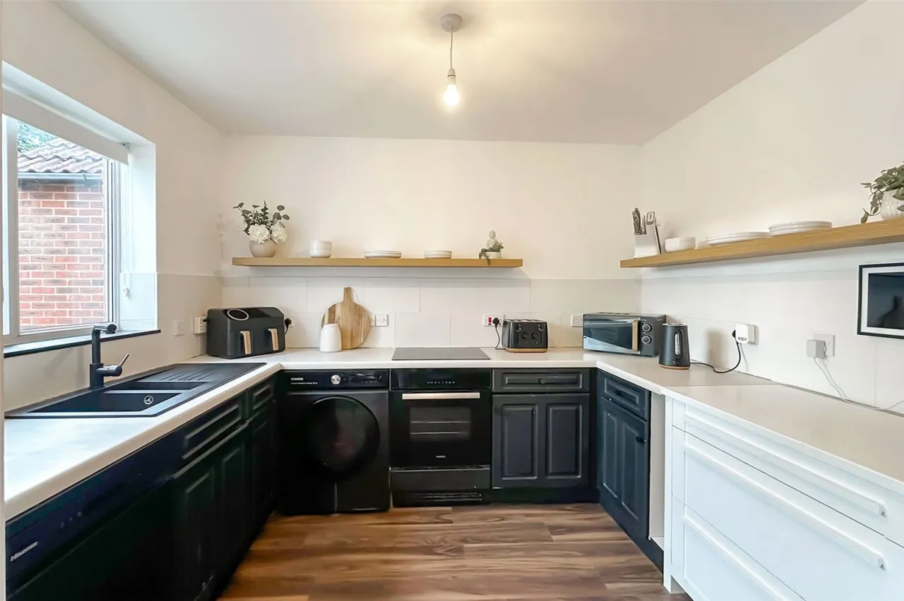 Rustington, Littlehampton, BN16, photo 3