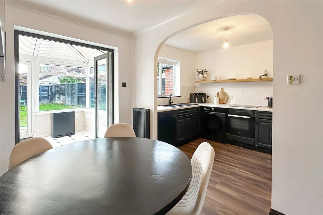 Rustington, Littlehampton, BN16, photo 4