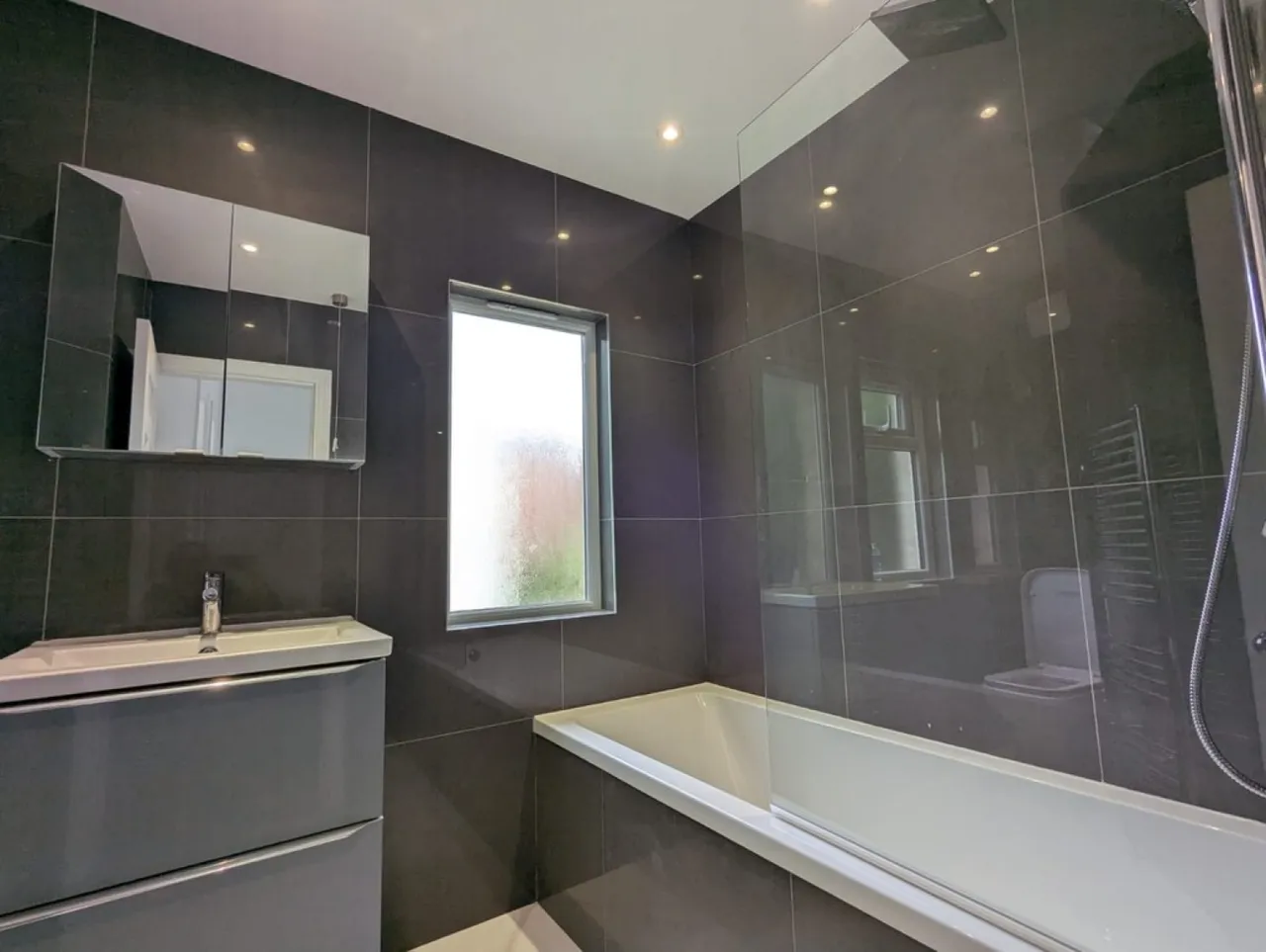 Menlove Ave, Allerton, L18, photo 17