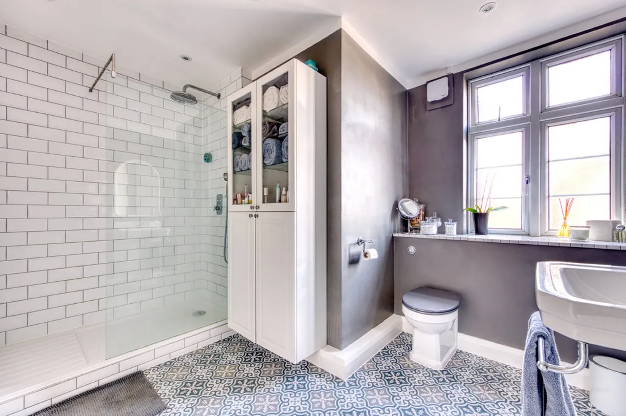 Woodland Court, Wanstead, photo 12